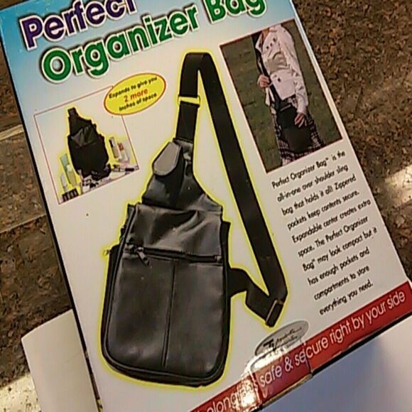 Perfect Organizing Bag... New In Box - Picture 3 of 4